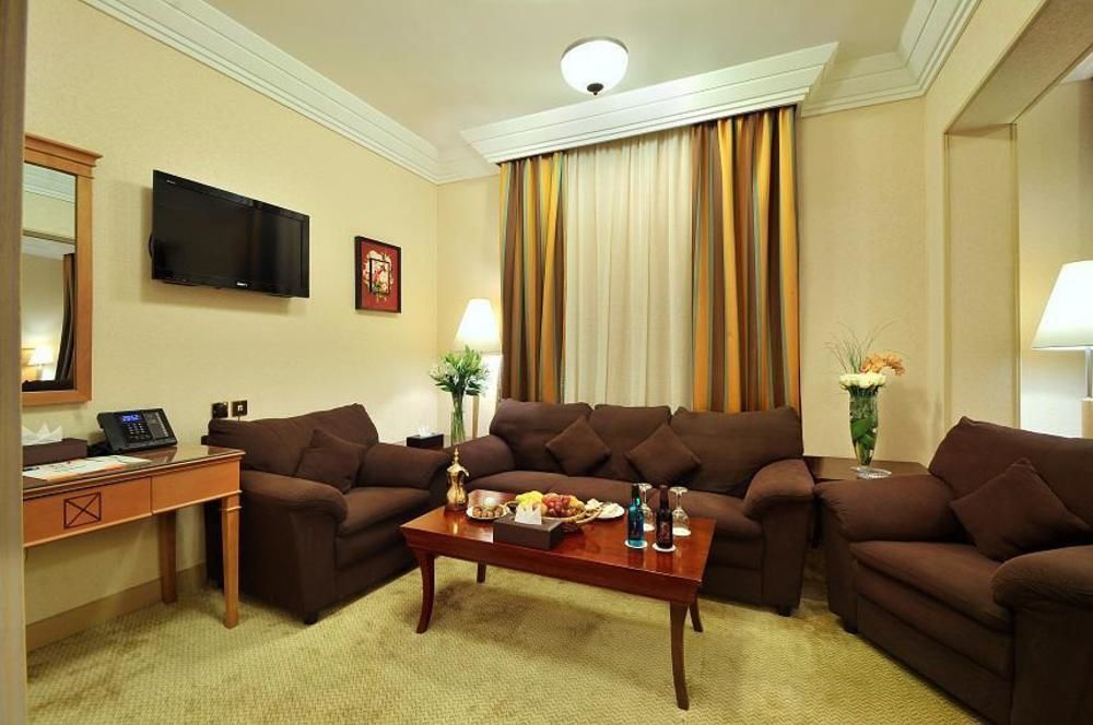 Hotel Golden Tulip Al-Zahabi Medyna Zewnętrze zdjęcie